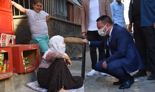 AK Partili Bağlar Belediyesinin hizmetleri CHP ve HDP medyasını rahatsız etti