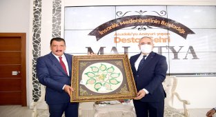 Bakan Yardımcısı Tunç'tan Başkan Gürkan'a ziyaret