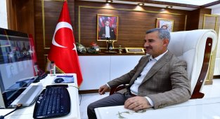 Başkan Çınar, 'şehir ve kariyer' toplantısına katıldı