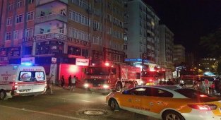 Bodrum katında çıkan yangın paniğe neden oldu