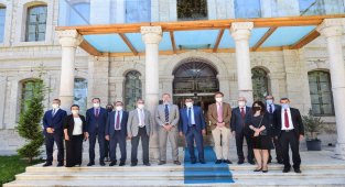 Büyükelçi Landrut kent müzesini gezdi
