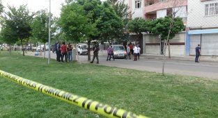 Diyarbakır'da iki grup arasında silahlı sopalı kavga:1 ölü, 15 yaralı