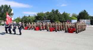 Elazığ'da acemi erler yemin etti