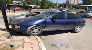 Elazığ'da trafik kazası: 2 yaralı