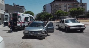 Elazığ'da trafik kazası: 4 yaralı