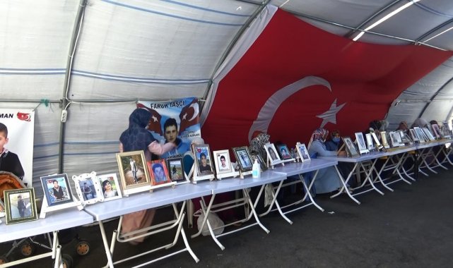 Evlat nöbetindeki anneden kızına 'teslim ol' çağrısı