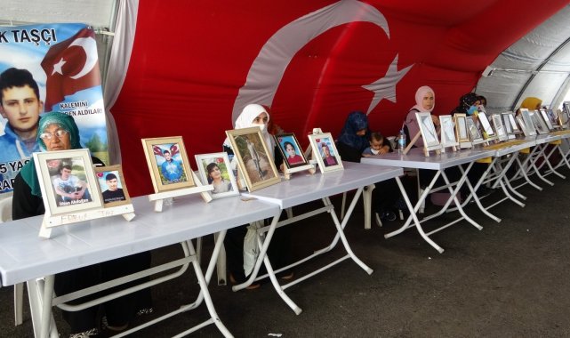 Eylemdeki anne Çiftçi'den PKK'ya lanet