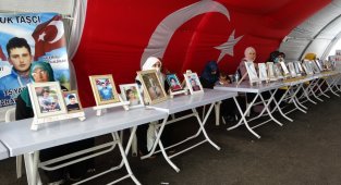 Eylemdeki anne Çiftçi'den PKK'ya lanet