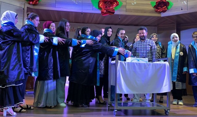 İkra kolejinde mezuniyet coşkusu