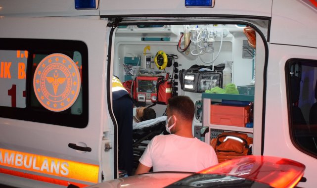 Malatya'da iki grup arasında bıçaklı kavga: 3 yaralı