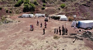 Mangal kömürü işçilerinin çadırda yaşamı başladı "Bizim alnımızın teri ve mutluyuz"
