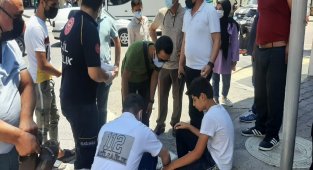 Otomobil ile elektrikli bisiklet çarpıştı: 1 yaralı