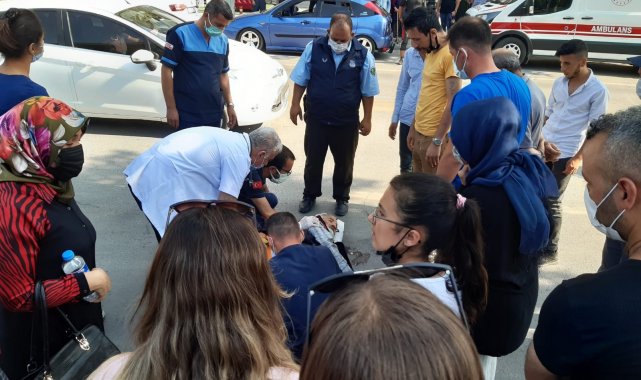 Otomobil yayaya çarptı, hastaneden koşarak gelen doktor ilk müdahaleyi yaptı