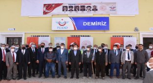 Terör örgütü PKK'nın şehit ettiği 6 TCDD personeli ile 2 sivil vatandaş anıldı