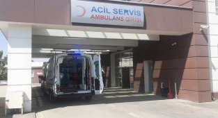 Traktörden düşen kadın ağır yaralandı