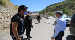 Tunceli Valisi Özkan, yenilenen kontrol noktalarını inceledi