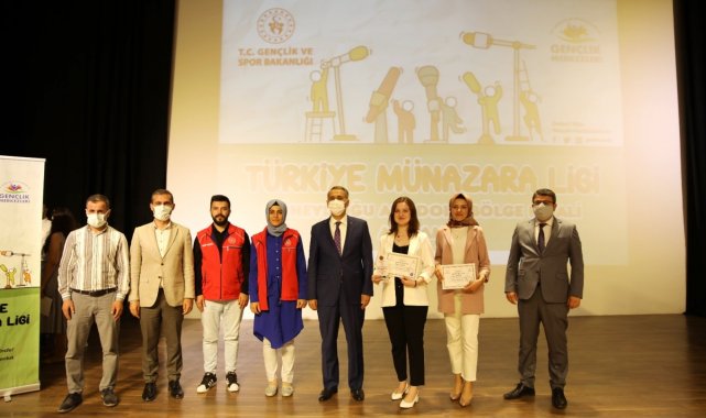 Türkiye Münazara Ligi Güneydoğu Bölge Finali Adıyaman'da yapıldı