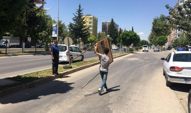 Zabıtadan kaldırım işgali denetimi