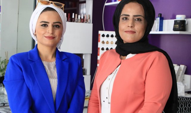 10 yıl önce 750 TL'lik mikro kredi desteği alan kız kardeşler, bugün işletme sahibi