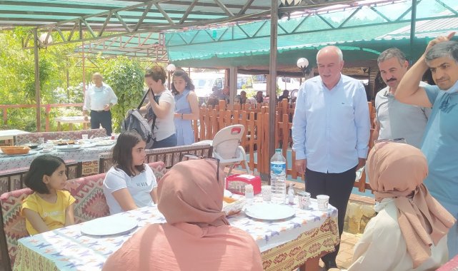 Aile ve Sosyal Hizmetler İl Müdürü Suat Kenç, "Koruyucu aile hizmeti çocuklarımızın geleceği için çok önemlidir"