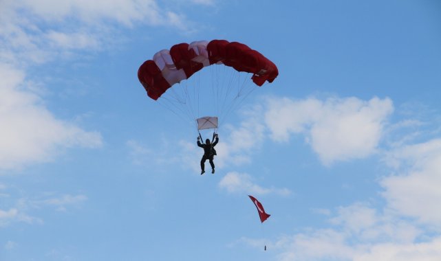 Elazığ'da SkyFest etkinliği renkli görüntüler oluşturdu