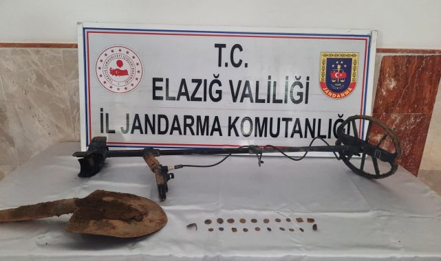 Elazığ'da kaçak kazı yapan şahıs suçüstü yakalandı