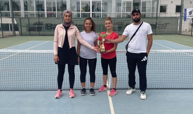 Elazığ'ın tenis takımı Türkiye Şampiyonası'nda