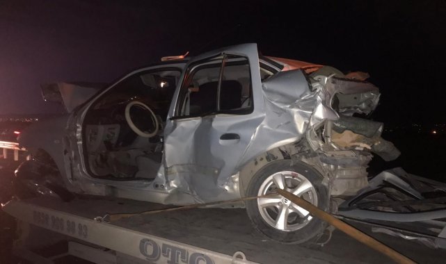 Pikap ile çarpışan otomobil hurdaya döndü: 1 yaralı