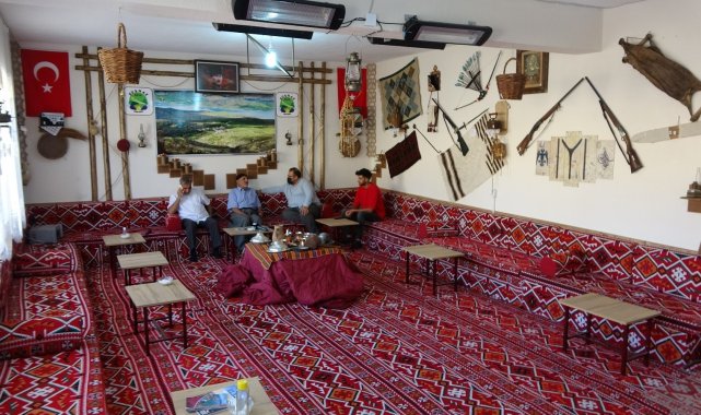 Köylüler atıl durumdaki okulu onararak müzeye çevirdi, içinde 300 yıllık tarihi eserler var