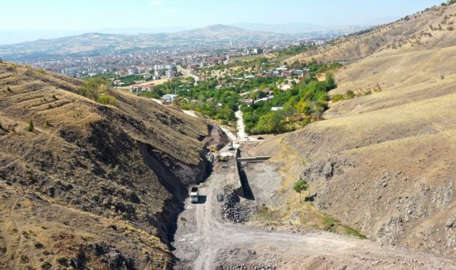 Tarihi Harput-Hüseynik yolu canlanıyor