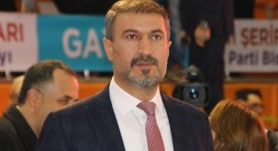 AKBABA: "Karakoçan halkı, suni gündemlere prim vermez"