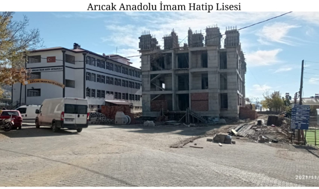 Elazığ Valiliği'nden yapımı devam eden okullarla ilgili açıklama