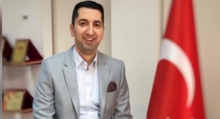 Eren, hem yeni stadı hem de spor hizmetlerini değerlendirdi