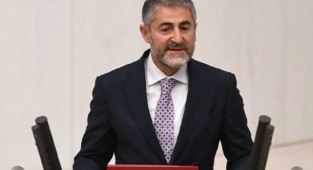 Hazine ve Maliye Bakanlığı’nda iki bakan yardımcısı görevden alındı
