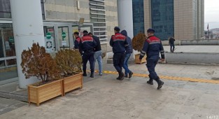 Kablo Hırsızları jandarmadan Kaçamadı