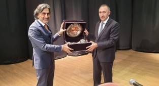 Müslümanların Bilime Katkıları Konulu Konferansı Düzenlendi