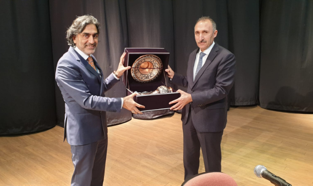 Müslümanların Bilime Katkıları Konulu Konferansı Düzenlendi