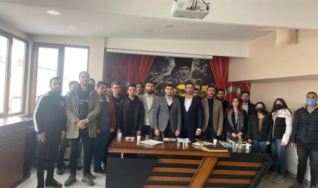 CHP Elazığ Gençliği Akkoç'a Emanet
