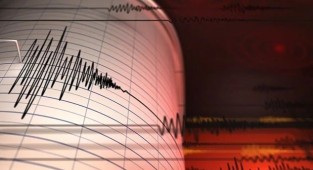 Palu'da gece yarısı korkutan deprem