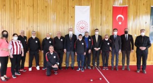 Vali Toraman'dan anlamlı ziyaret