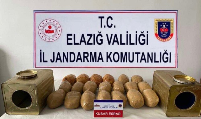 Zeytin tenekelerinde uyuşturucu ele geçirildi