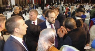 Ağar ziyaretlerini sürdürüyor
