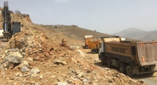 Elazığ İl Özel İdaresi Yoğun Bir Tempoyla Çalışıyor