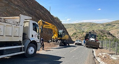Özel İdare asfaltlama ve yol bakım onarım çalışmalarını sürdürüyor