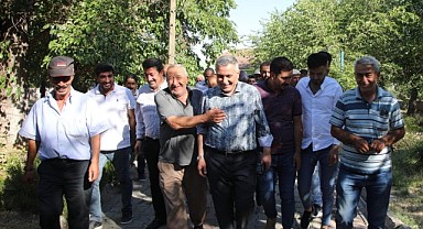 AK Parti Elazığ İl Başkanı Şerafettin Yıldırım'a Sedeftepe köyünde yoğun ilgi