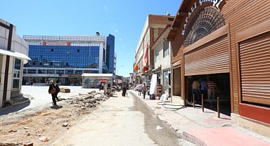 Tarihi Çarşıda Çalışmalar Hızla İlerliyor
