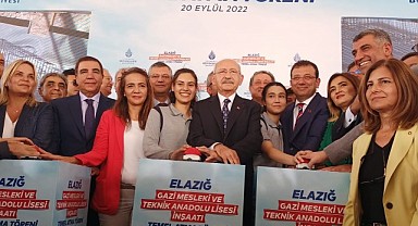 CHP Heyeti Elazığ'da İBB'nin Yaptırdığı Okulun Temel Atma Törenine Katıldı