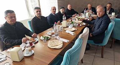 Karakoçanlı İş İnsanları Kahvaltı Programında Bir Araya Geldi