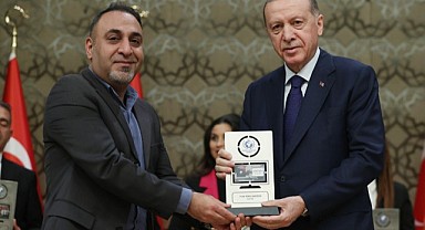 Fırat FM’e Türkiye’nin En İyi Radyosu Ödülü Verildi