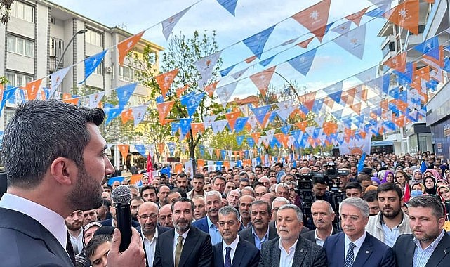 Ak Parti Milletvekili Adayı Öz, SKM Açılışında Konuştu